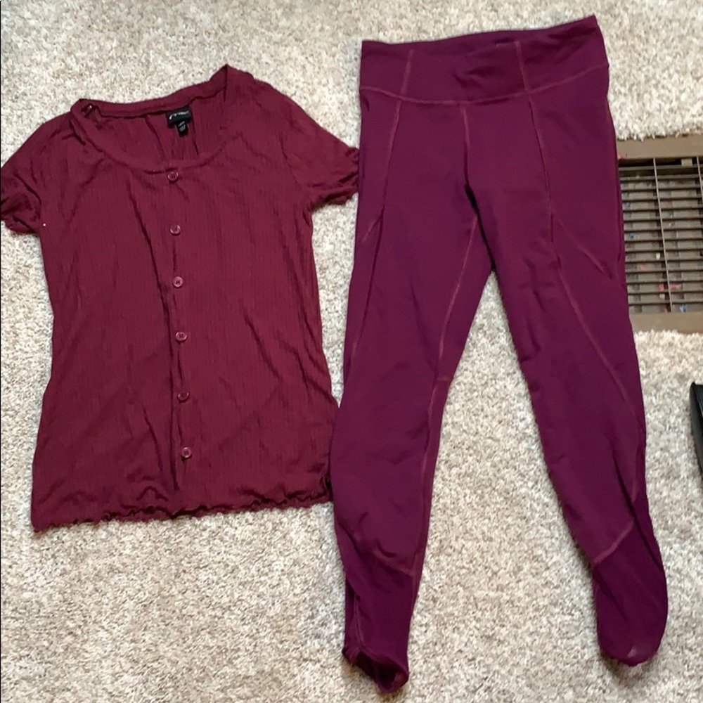 MAROON COLORED BUNDLE